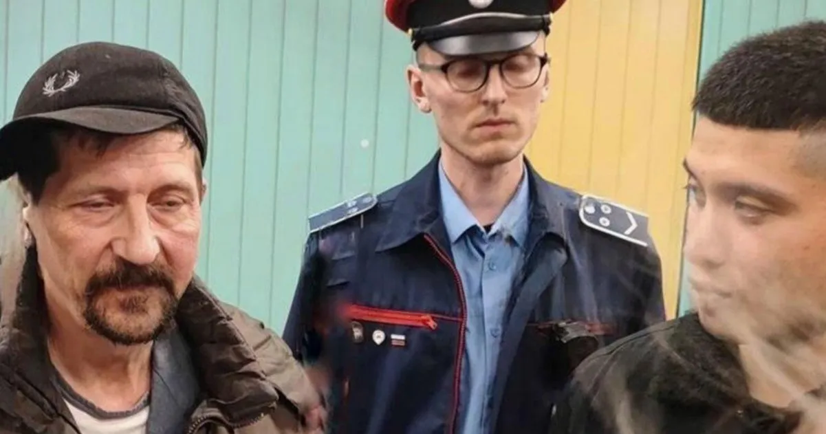 Мужчина взорвал гранату в вагоне метро в Москве Мужчина взорвал гранату в вагоне метро в Москве