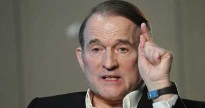 Медведчук: Зеленский сам спилил сук, на котором сидел