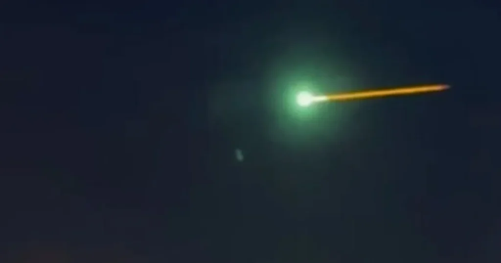 Стало известно, как выглядит пролетевший над Москвой метеорит