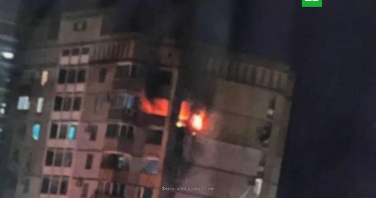 В Волгограде украинские дроны атаковали 4 жилых дома В Волгограде украинские дроны атаковали 4 жилых дома