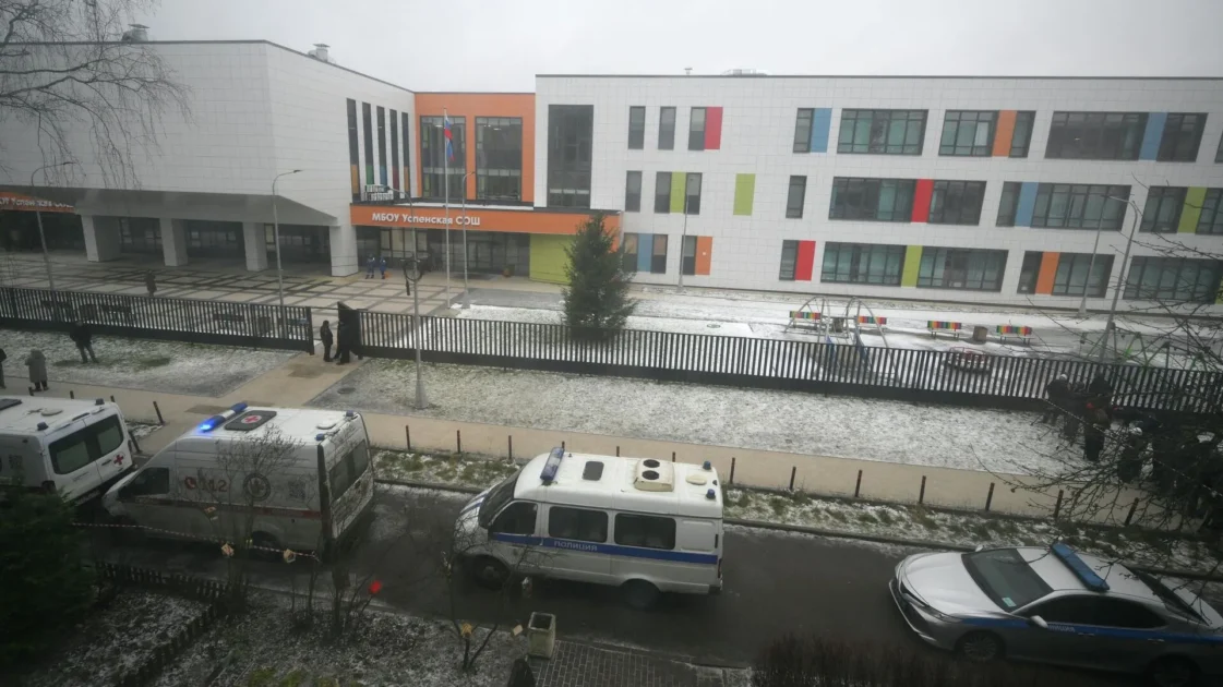 Появились подробности об обстановке в школах под Москвой после ЧП в Одинцове