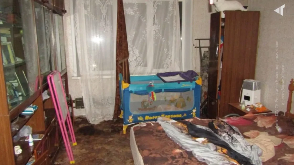 Появились подробности об оставленных россиянкой без еды и воды детях