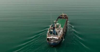 Турецкий танкер с нефтью из России подвергся атаке в Черном море