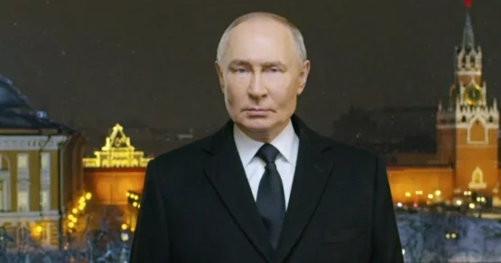 Владимир Путин выступил с новогодним обращением из Кремля