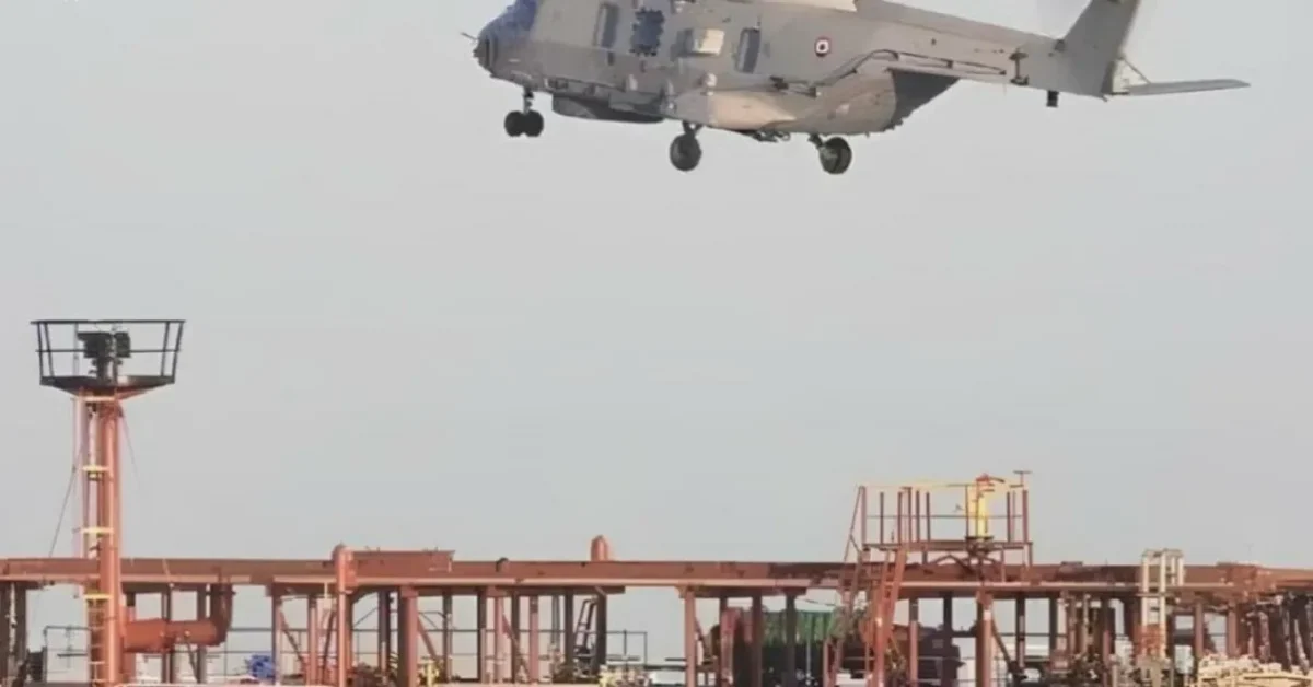 ВМС Франции задержали в Средиземном море следующий из Мурманска танкер ВМС Франции задержали в Средиземном море следующий из Мурманска танкер