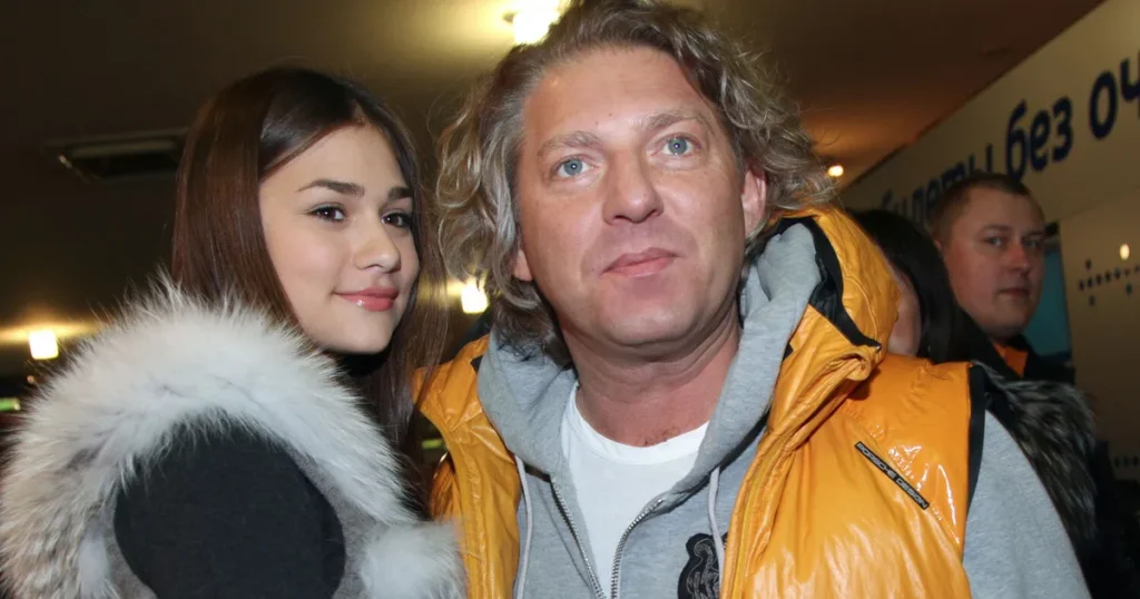 Скончался телеведущий Александр Олейников