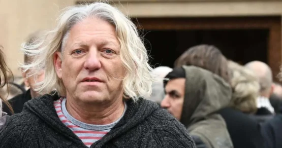 Известна причина смерти ведущего Александра Олейникова