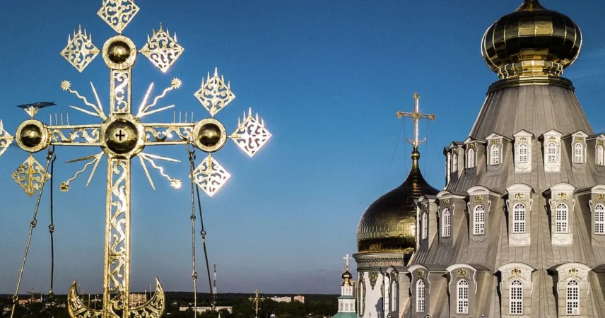 В РПЦ предложили необычный способ борьбы с Зеленским