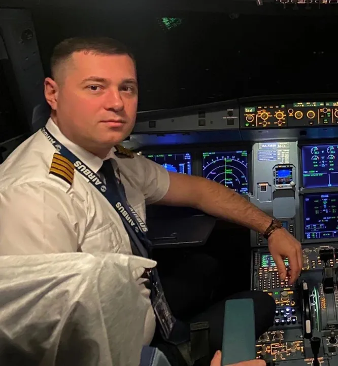 Спасшего 167 пассажиров пилота Сергея Белова позвали работать в Азию