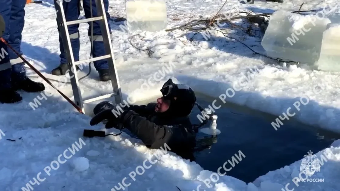 Стала известна судьба одного из провалившихся под лед детей в Брянске