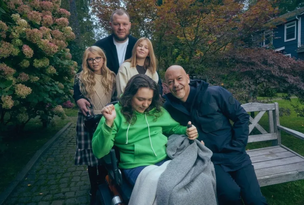 Федор Бондарчук показал свою 26-летнюю дочь