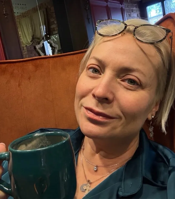 Похудевшая на 22 кг Светлана Пермякова показала лицо без макияжа