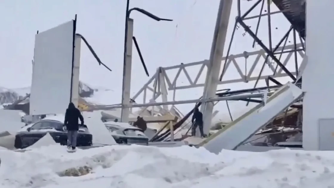 В Минздраве рассказали о состоянии пострадавших при обрушении крыши под Липецком