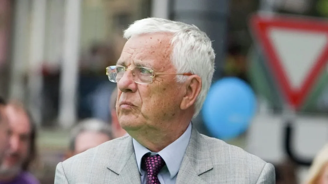 Раймонд Паулс оказался в центре скандала в Латвии из-за масштабного фестиваля