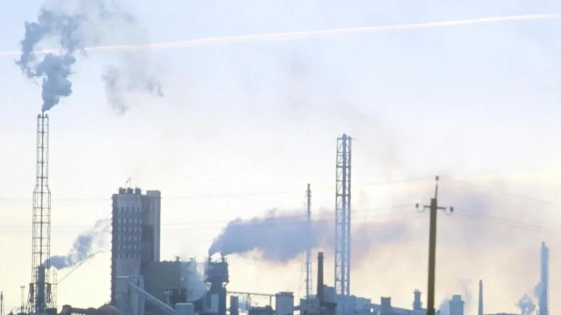 Появились подробности об ударе ВСУ по химзаводу в Смоленской области Появились подробности об ударе ВСУ по химзаводу в Смоленской области