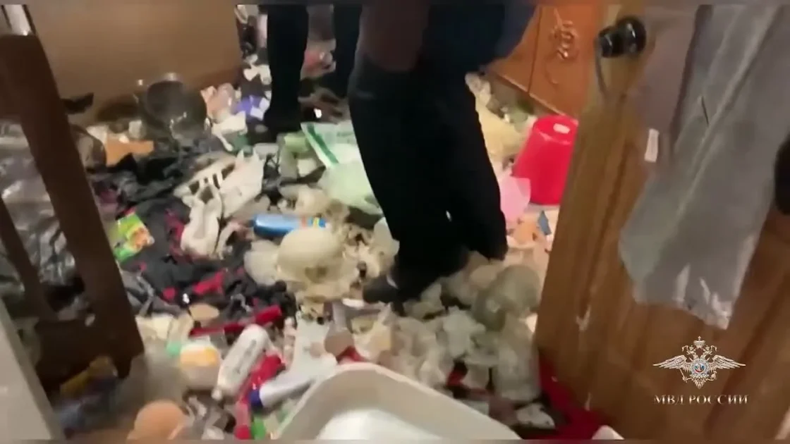 Полиция в Красноярске спасла трехлетнего ребенка