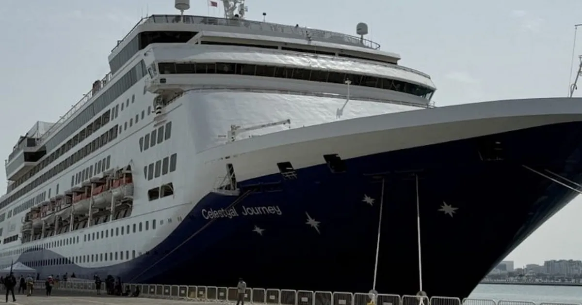 Более 150 россиян выгоняют на улицу с круизного корабля, застрявшего в Катаре Более 150 россиян выгоняют на улицу с круизного корабля, застрявшего в Катаре