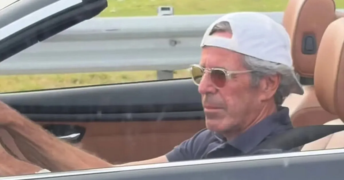 Во Флориде увидели мужчину, похожего на Джеффри Эпштейна