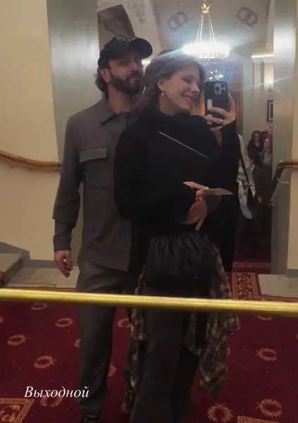 Илья Авербух впервые за долгое время вышел в свет с Лизой Арзамасовой