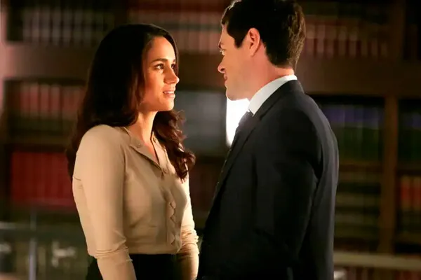 Коллега Меган Маркл по сериалу «Форс-мажоры» прокомментировал прошлое герцогини