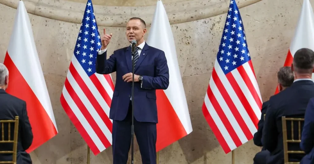 Президент Польши опозорился во время награждения в США