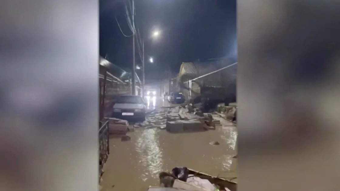 В Дагестане зафиксировано очередное наводнение В Дагестане зафиксировано очередное наводнение