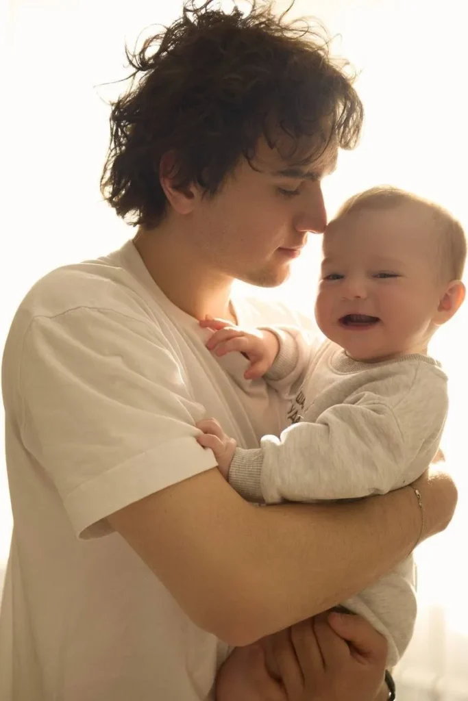 Александра Трусова показала новые фотографии восьмимесячного сына