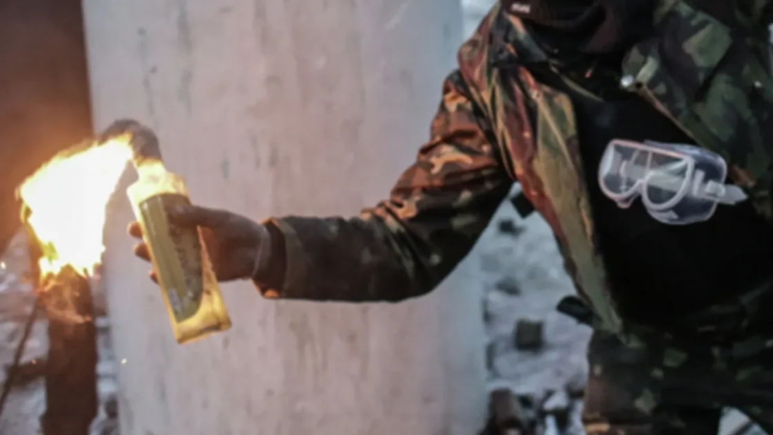 Дом разработчика ChatGPT попытались сжечь коктейлем Молотова Дом разработчика ChatGPT попытались сжечь коктейлем Молотова