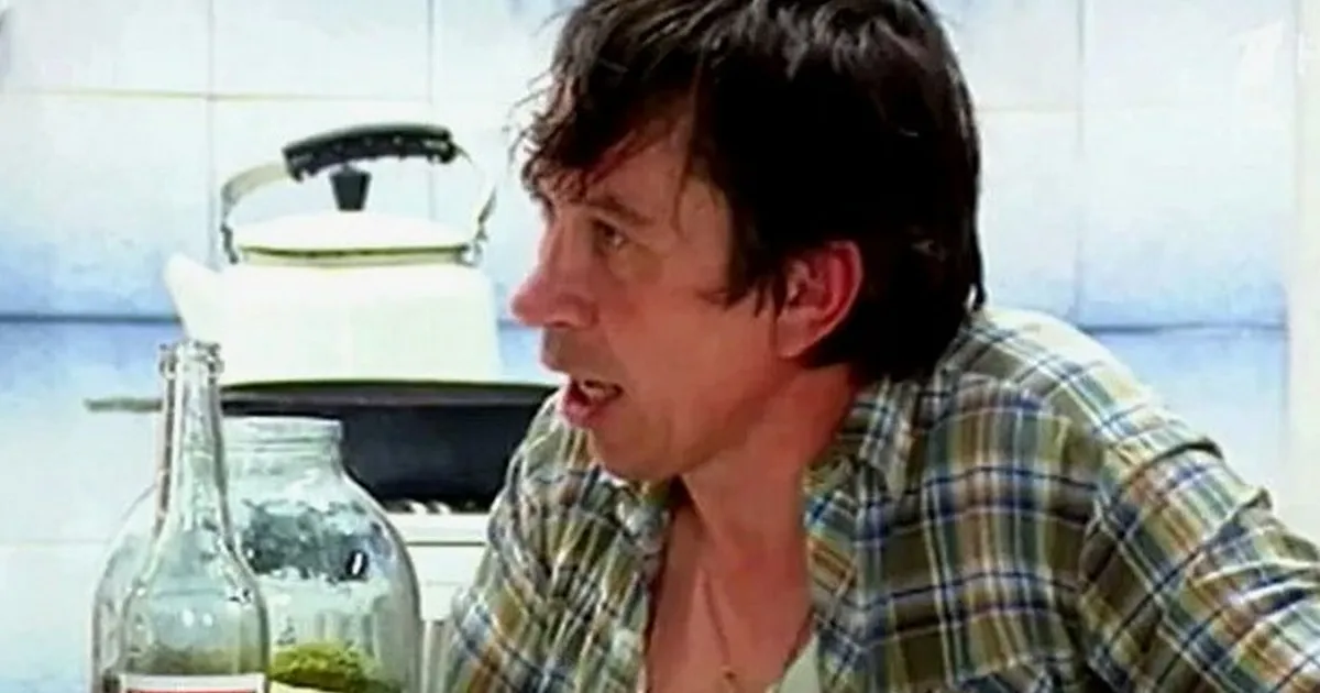 Актер из рекламы МММ Лёня Голубков слепнет: подробности