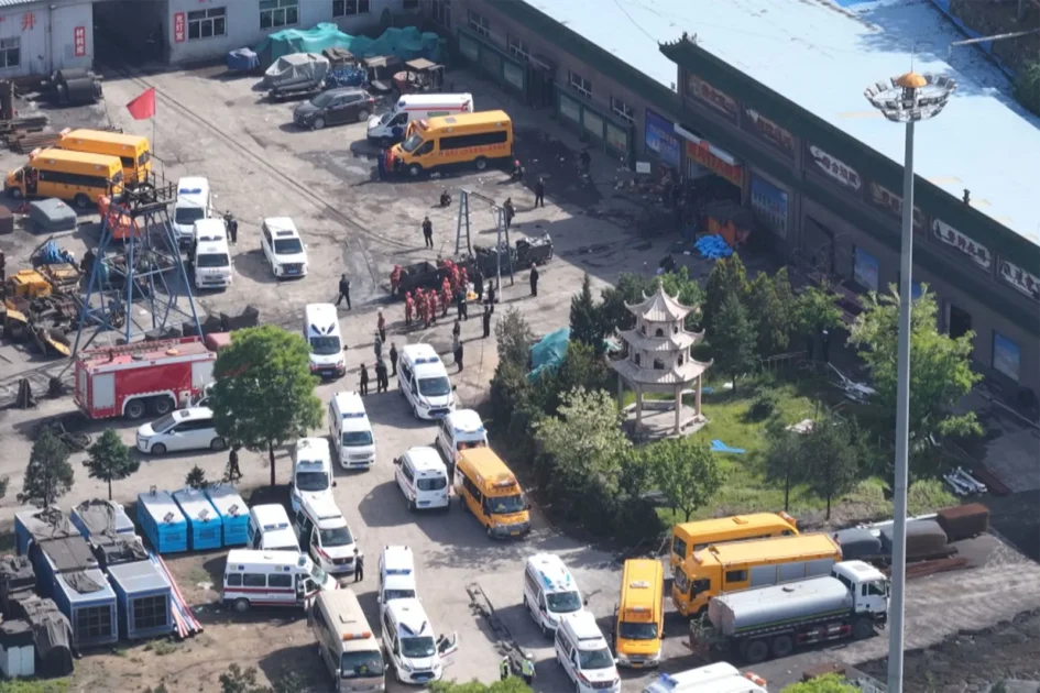 В Китае десятки людей погибли после ЧП на шахте
