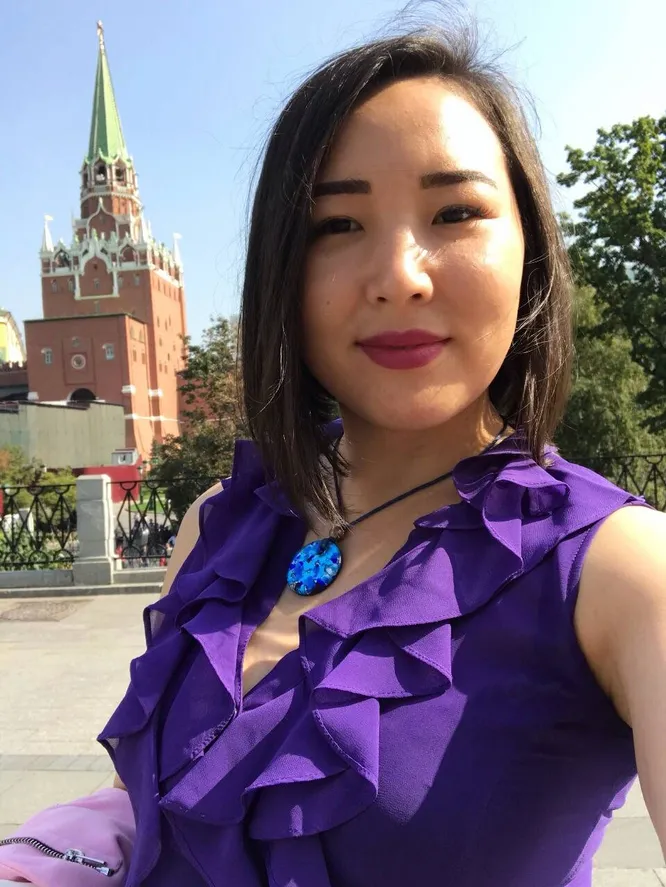37-летняя звезда команды КВН «Раисы» погибла на трассе в Санкт-Петербурге