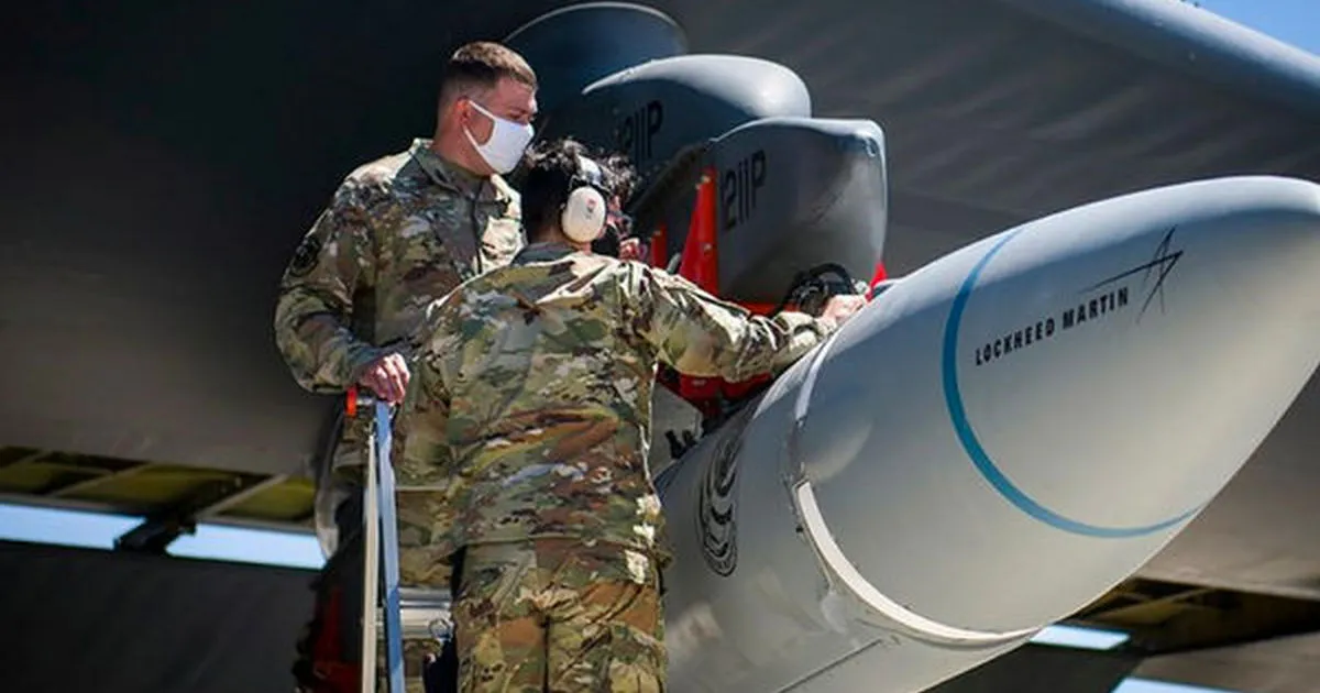 США разрабатывают дальнобойную ракету нового поколения
