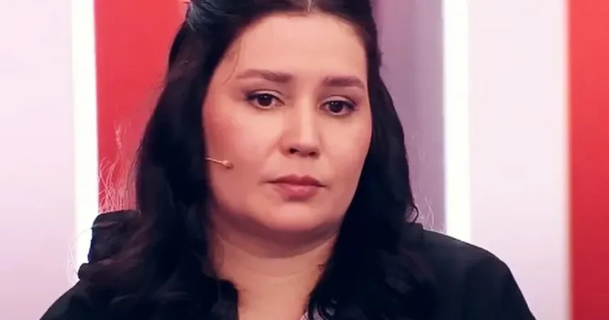 Родившая в 11 лет Валя Исаева избила дочь на телешоу